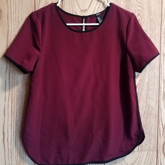 Purple top - Picture 1 of 3